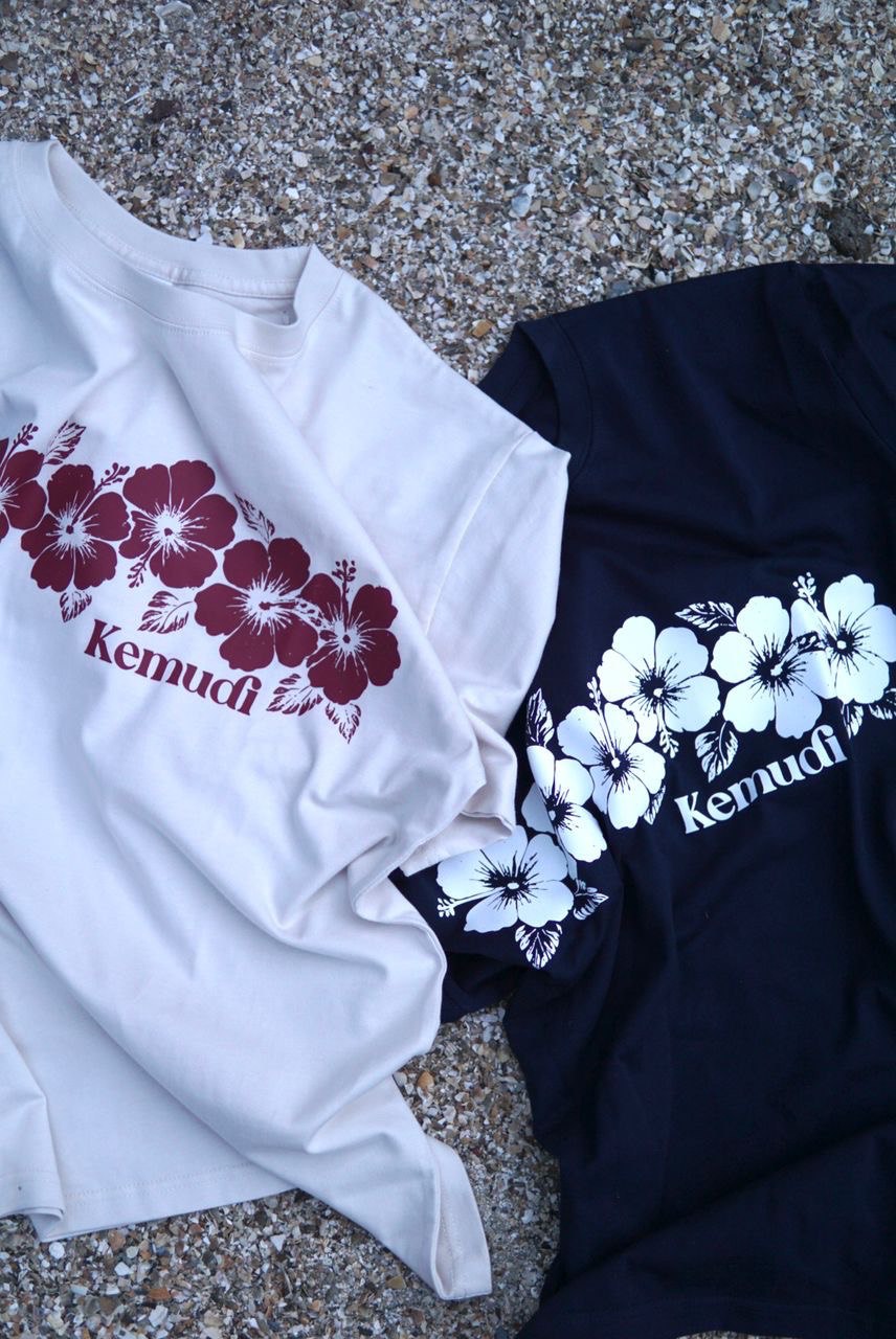 Kemudi Bunga Raya T-Shirt - Image 9