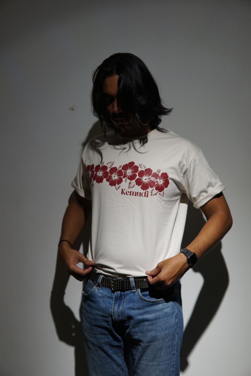 Kemudi Bunga Raya T-Shirt - Image 5